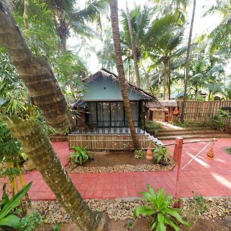 Palm Trees Ayurvedic Heritage Patnem Beach Exteriör bild