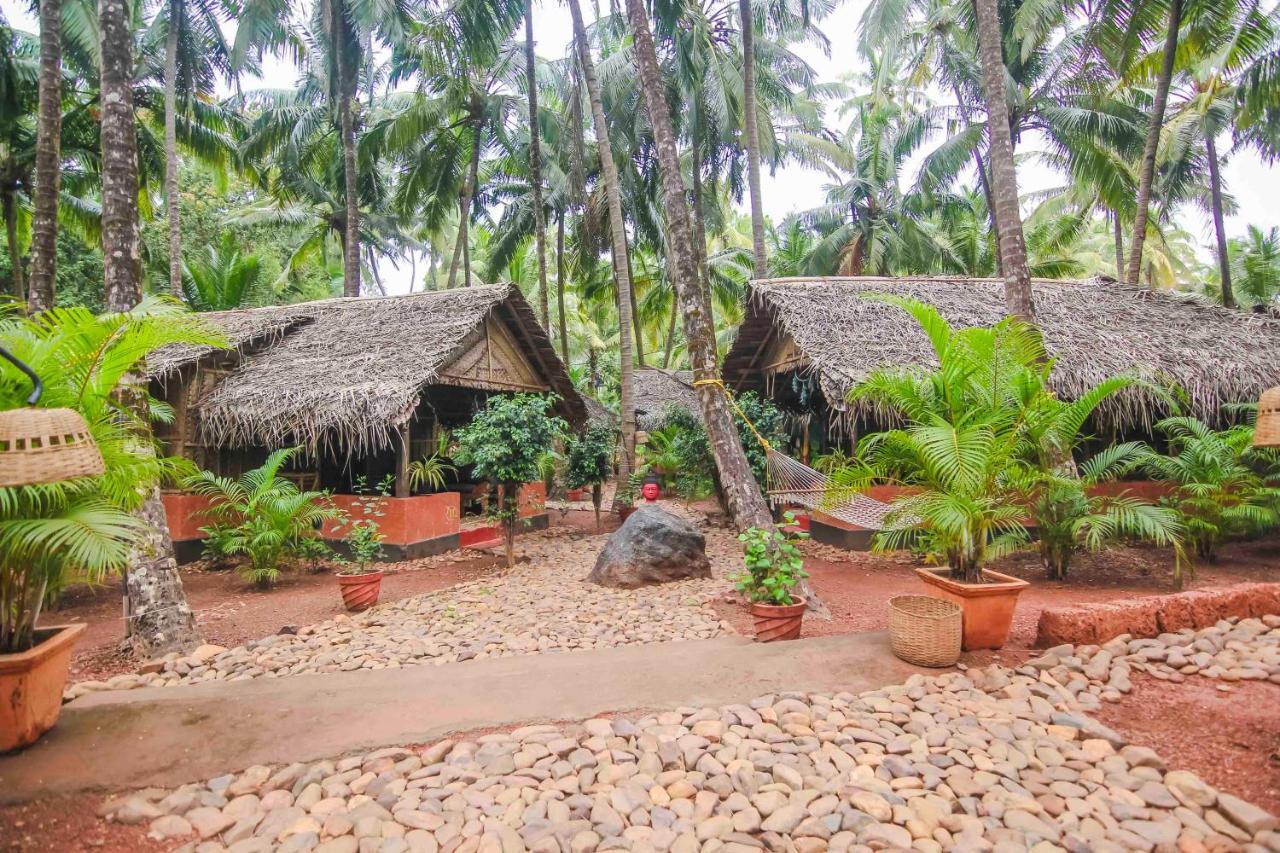 Palm Trees Ayurvedic Heritage Patnem Beach Exteriör bild